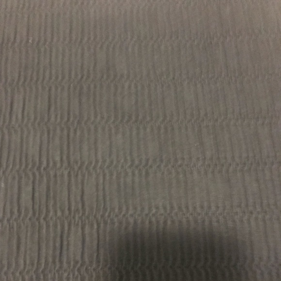 Stretchy Plus size top - Picture 4 of 4